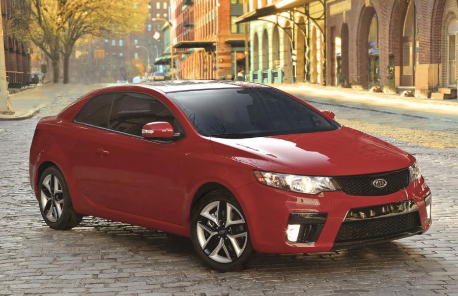  Kia Forte Koup 2009 года  (фото 20 из 169)